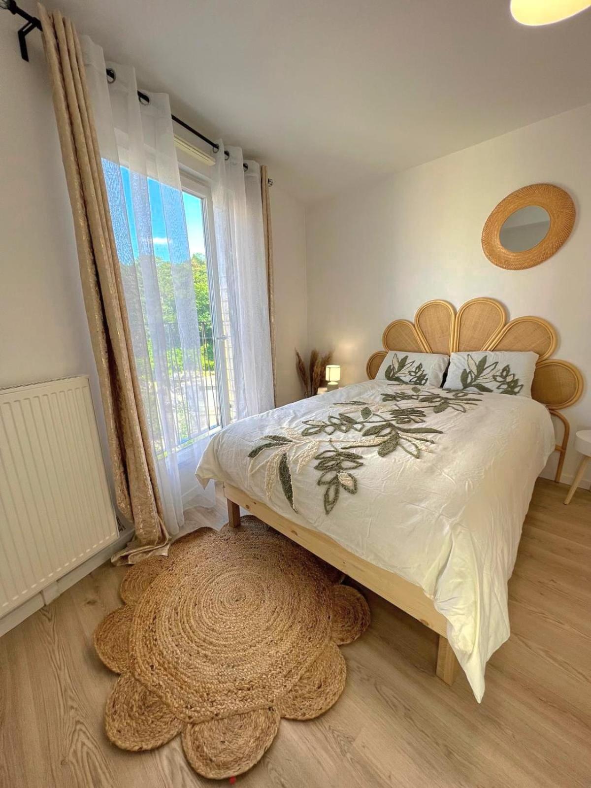 Appartement Elegant Et Lumineux Romainville Ngoại thất bức ảnh